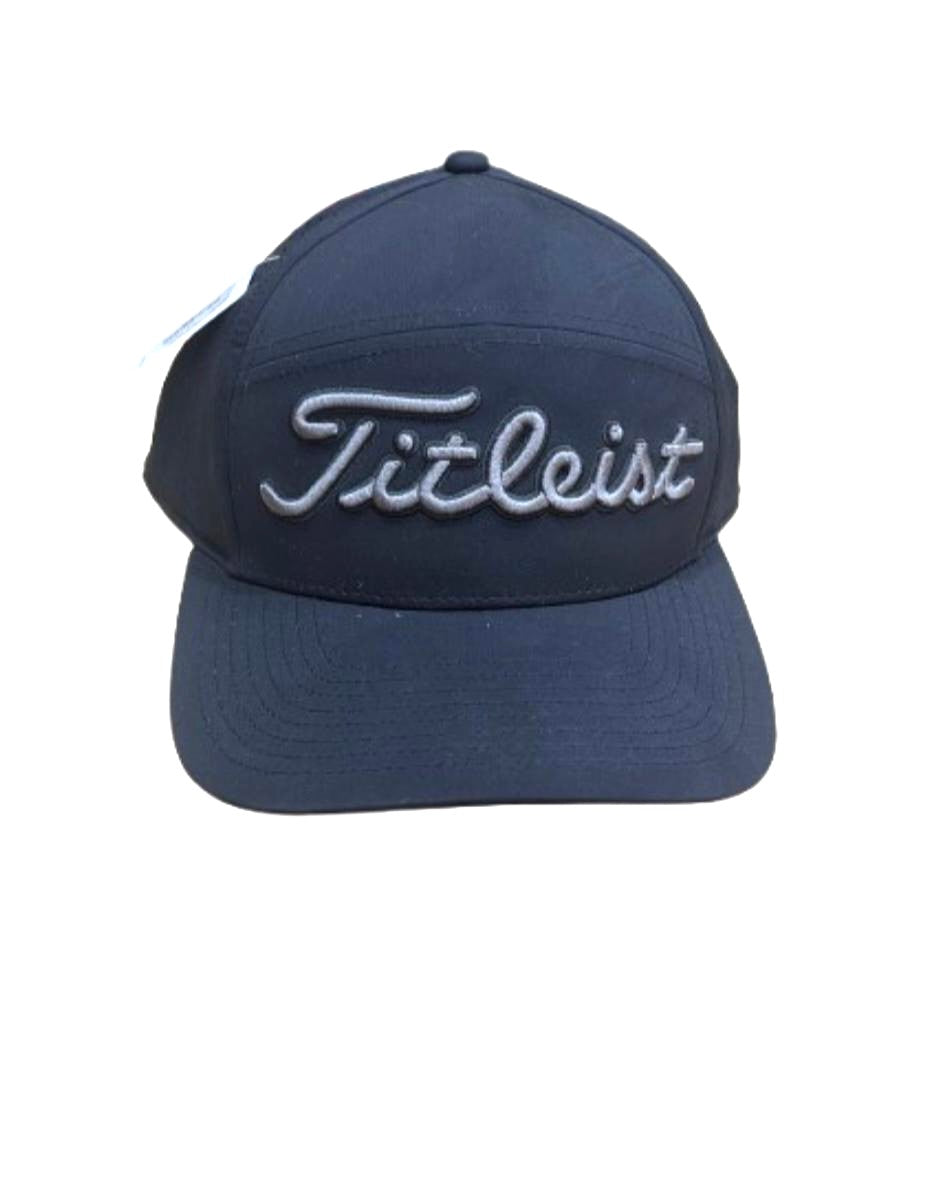 Gorra Titleist negra con Logo Gris