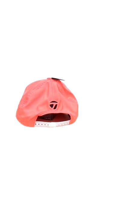 Gorra Taylor Made Naranja con Logo Negro